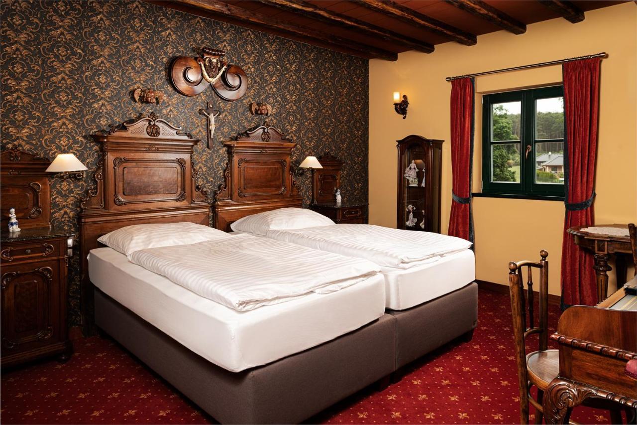 Boutique Hotel Pri Mlyne 洛佐尔诺 外观 照片
