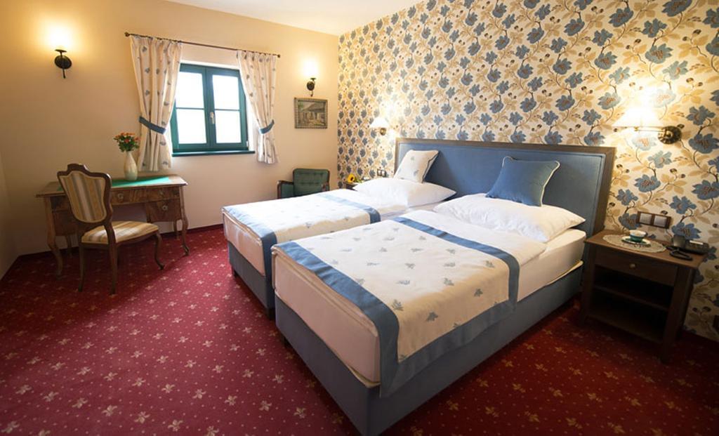 Boutique Hotel Pri Mlyne 洛佐尔诺 客房 照片