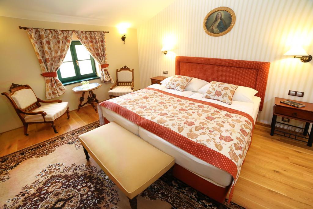 Boutique Hotel Pri Mlyne 洛佐尔诺 外观 照片